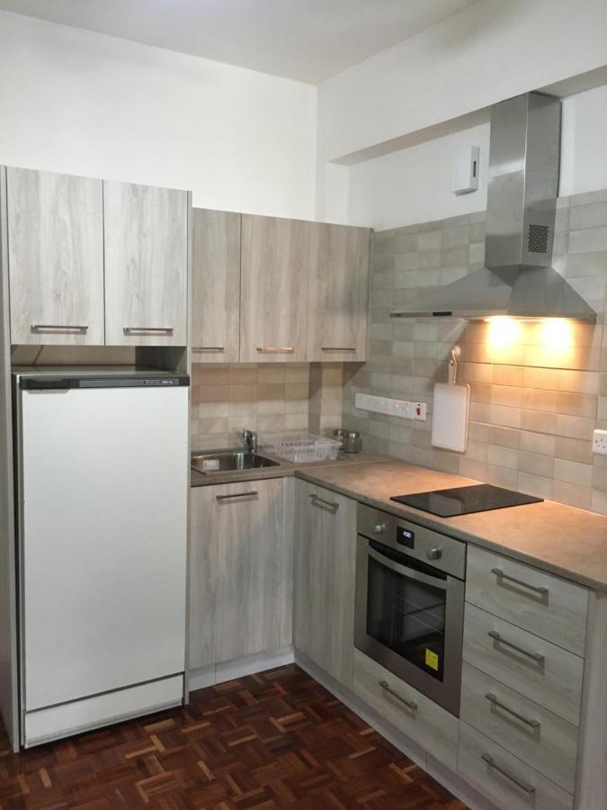 Larnaca Beach Apartment 1A Exterior photo